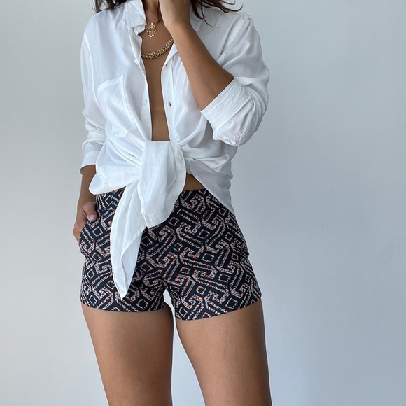Trina Turk Pants - Trina Turk Corbin Shorts Geometric jacquard shorts